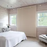 - High Quality For Up To 20 Guests Willa Tahkovuori