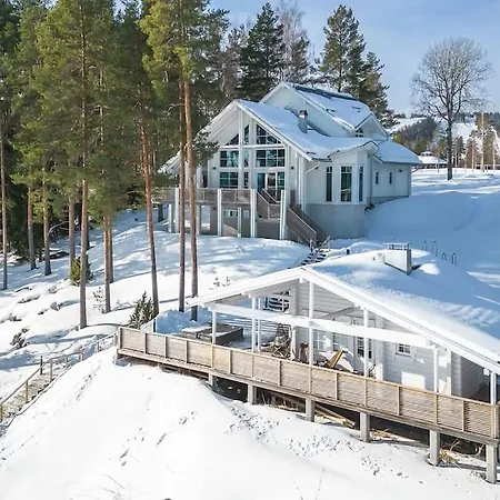 Villa Lago, *