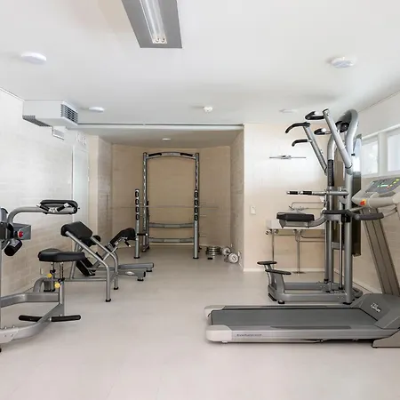 Lago, Villa Tahkovuori