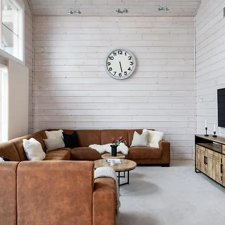 Villa - High Quality For Up To 20 Guests